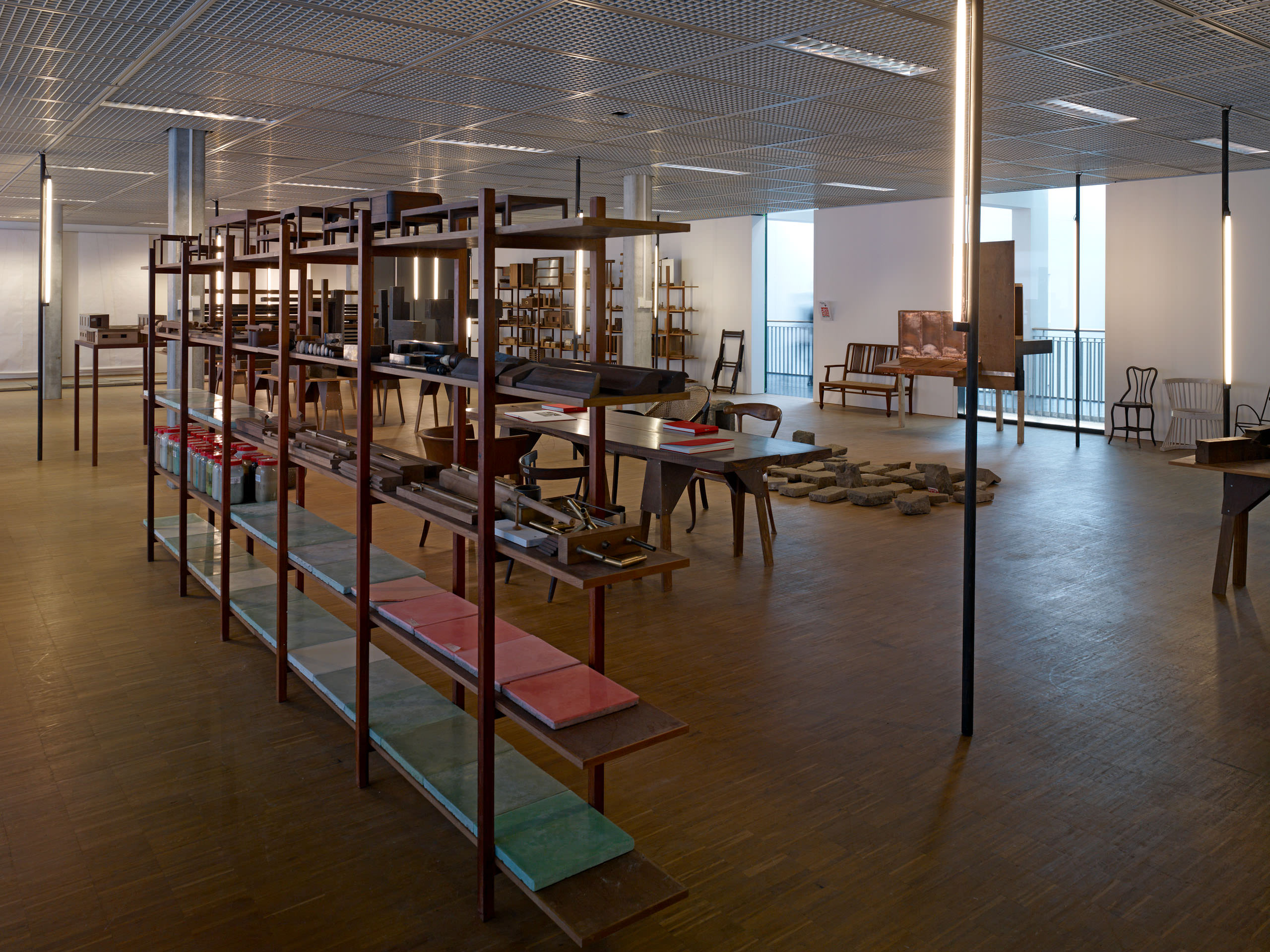 E11328 AP45 028082 j2560